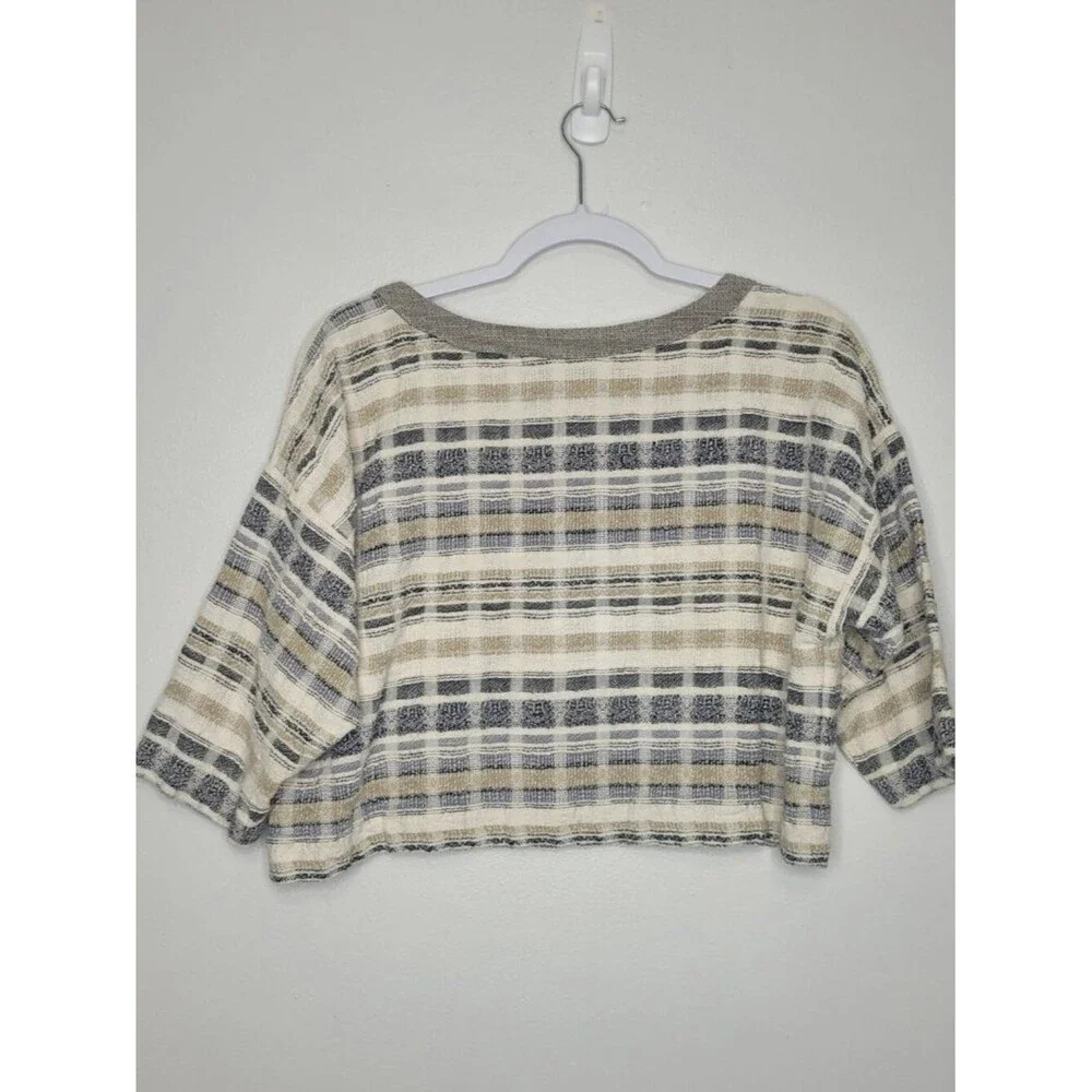 Vintage 80s 90s cream gray knit cropped boxy half sleeve sweater